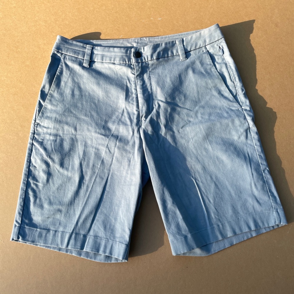 Lululemon Commission Shorts Mens 32 Light Blue Casual Golf Stretch Chino Classic